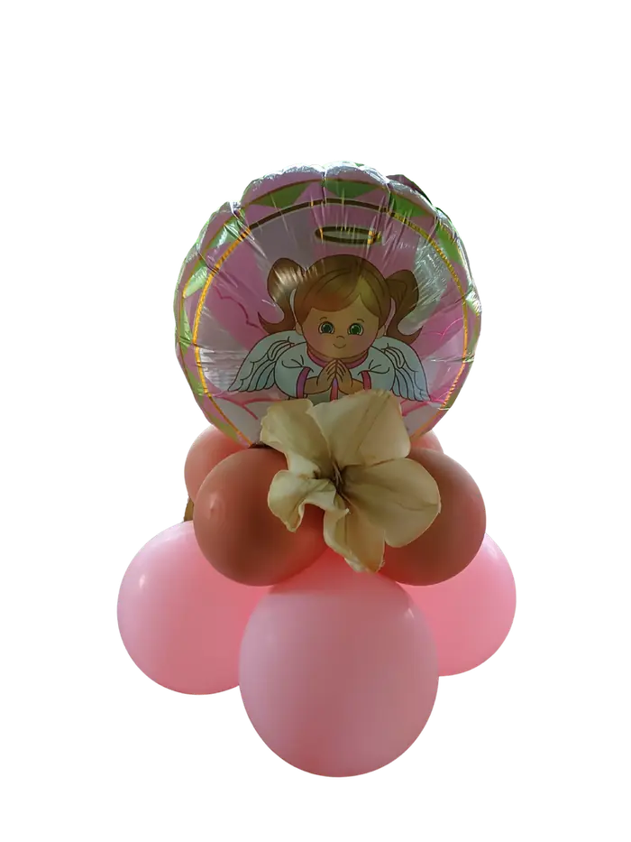 Composizione angelo: allestimento con palloncini realizzato da Feste Pazze a Seregno